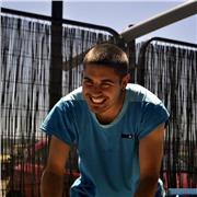 Graduado en Periodismo, ofrezco clases de español y de lengua y literatura española